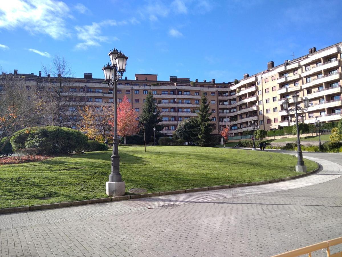 Jardines De Vinjoy Appartement Oviedo Buitenkant foto