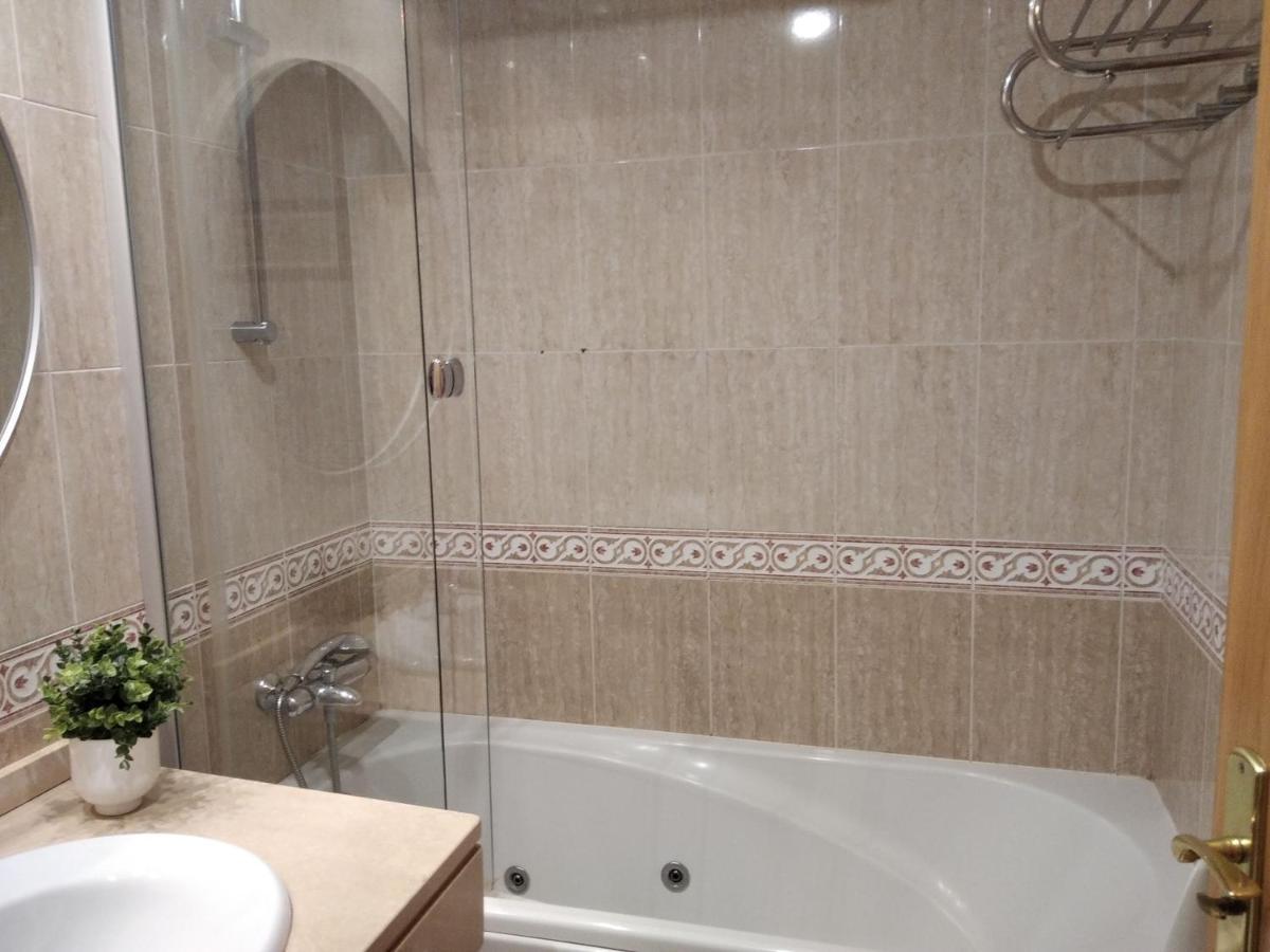 Jardines De Vinjoy Appartement Oviedo Buitenkant foto